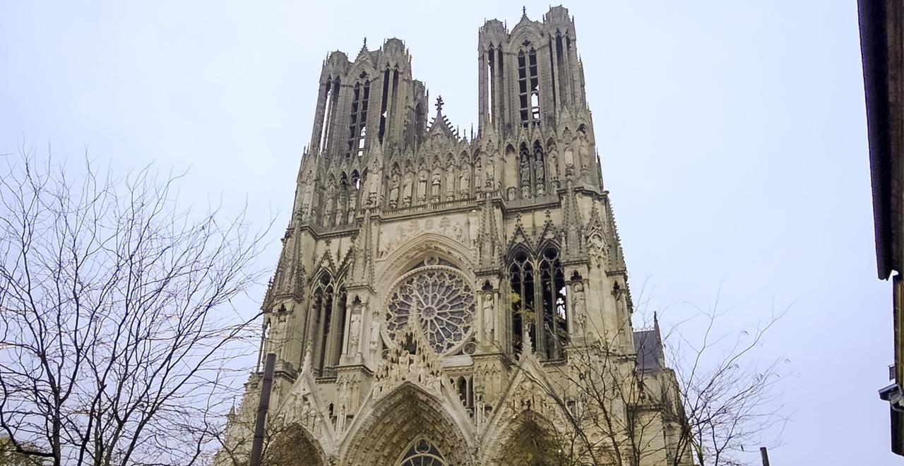 KOSY Appart'hôtel Le Champ De Mars Reims Buitenkant foto